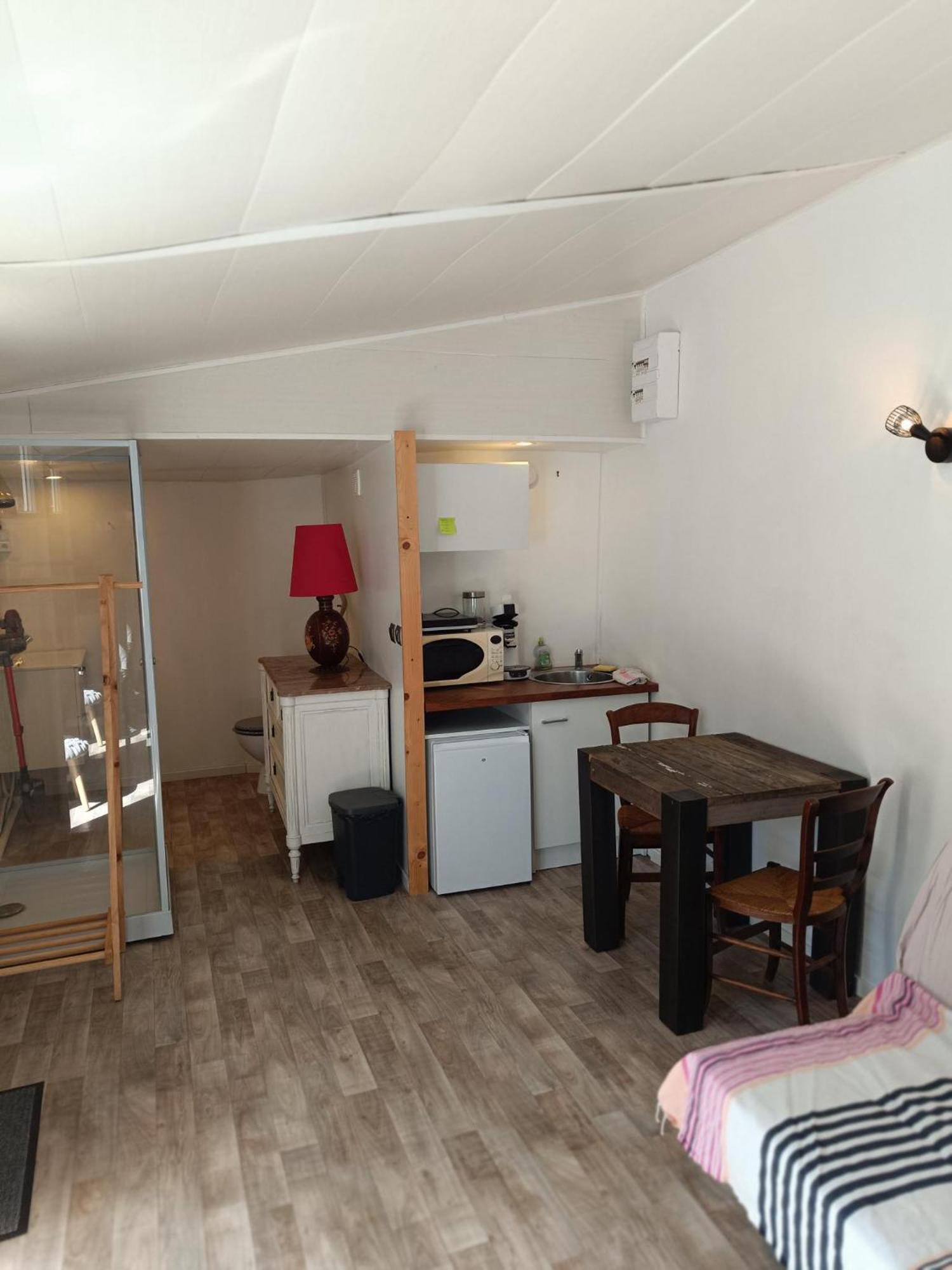 Le Studio Au Calme A Royan Eksteriør billede